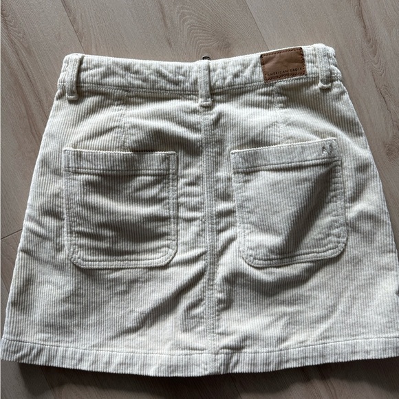 American Eagle Outfitters Cream Corduroy Skirt - Picture 4 of 6